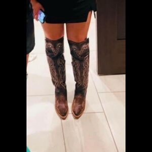 Danpost Knee high boot.